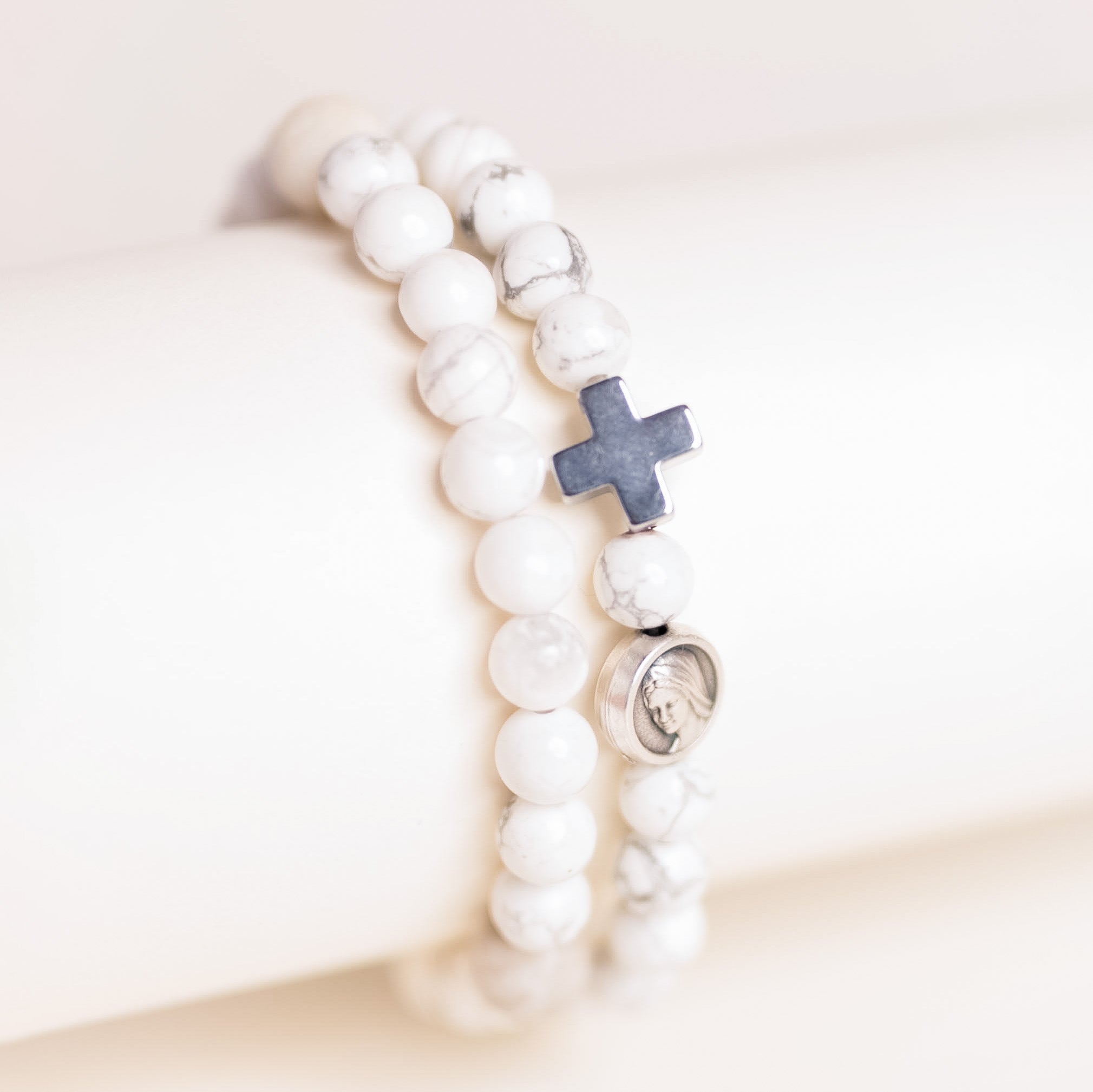 Gospa Rosario Pulsera Blanco